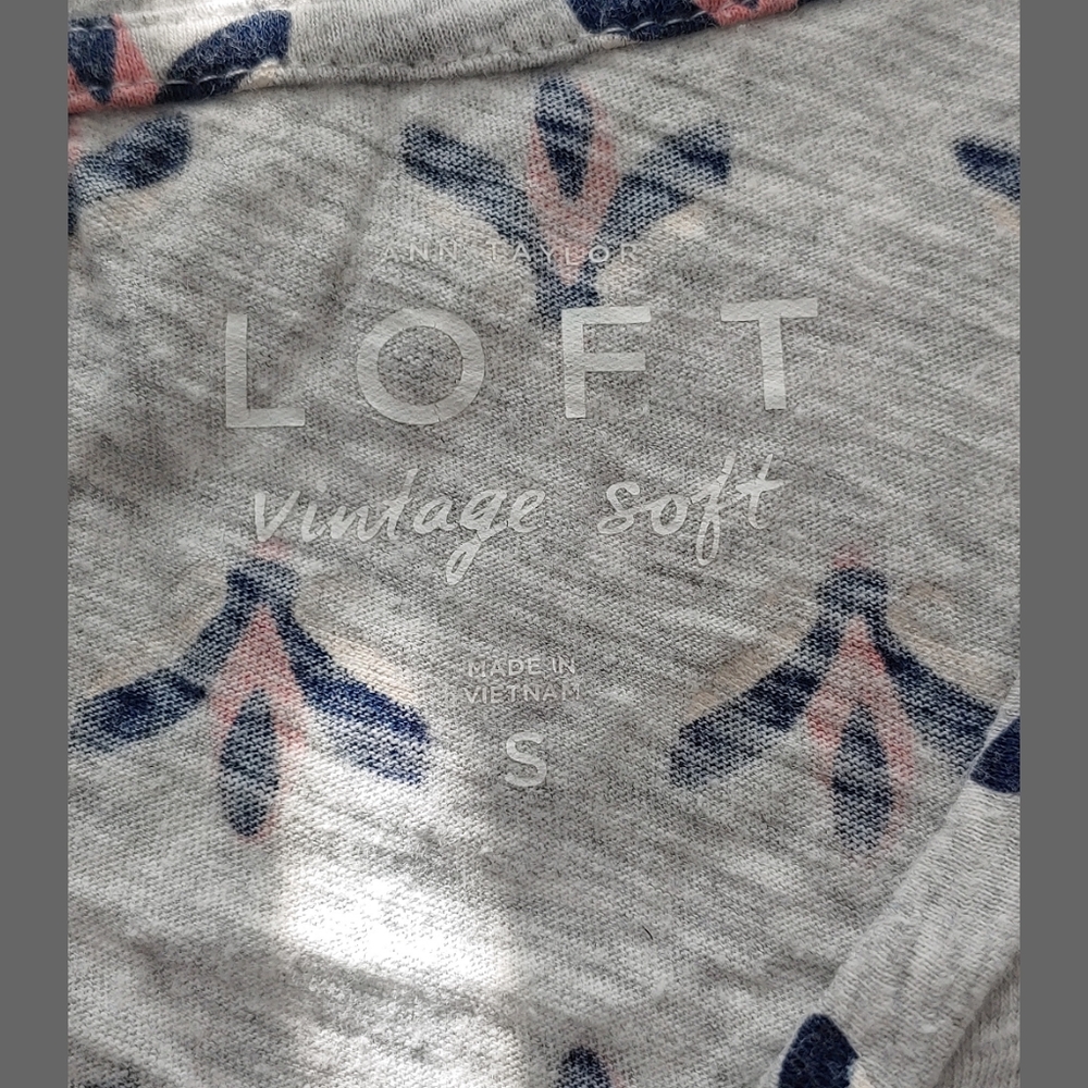 LOFT Vintage Soft Tee - Size Small - Picture 3 of 3